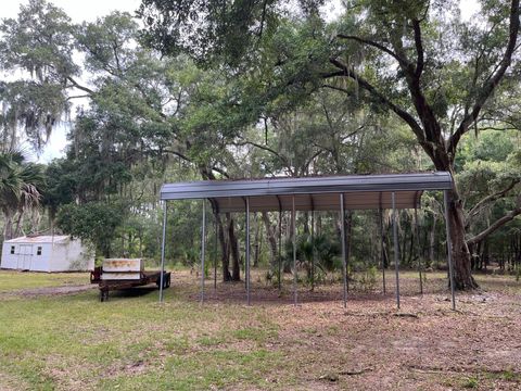 A home in Edisto Island