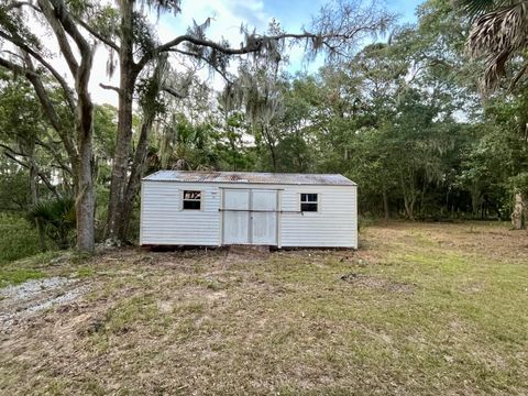 A home in Edisto Island