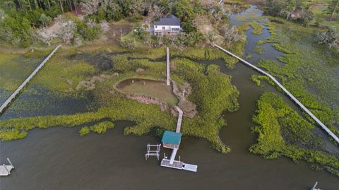 A home in Edisto Island