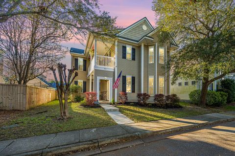 Photo of 52 Regency Oaks Drive, Summerville, SC 29485 (MLS # 26007532)