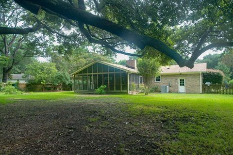 A home in Mount Pleasant