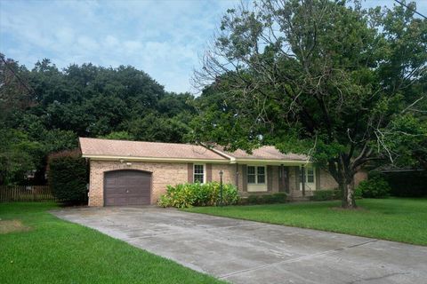 A home in Mount Pleasant