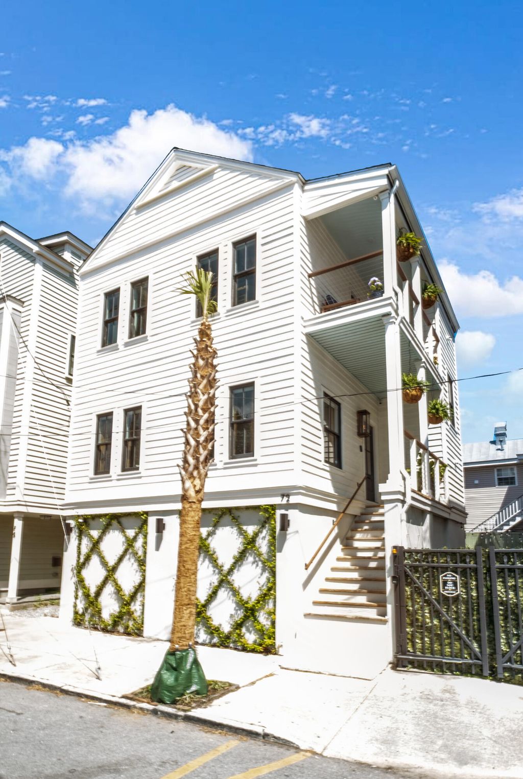 Photo of 72 Hanover Street, Charleston, SC 29403 (MLS # 26009827)