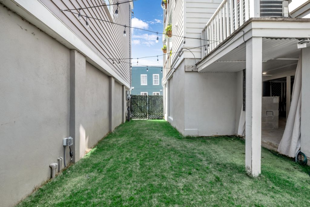 Photo of 72 Hanover Street, Charleston, SC 29403 (MLS # 26009827)