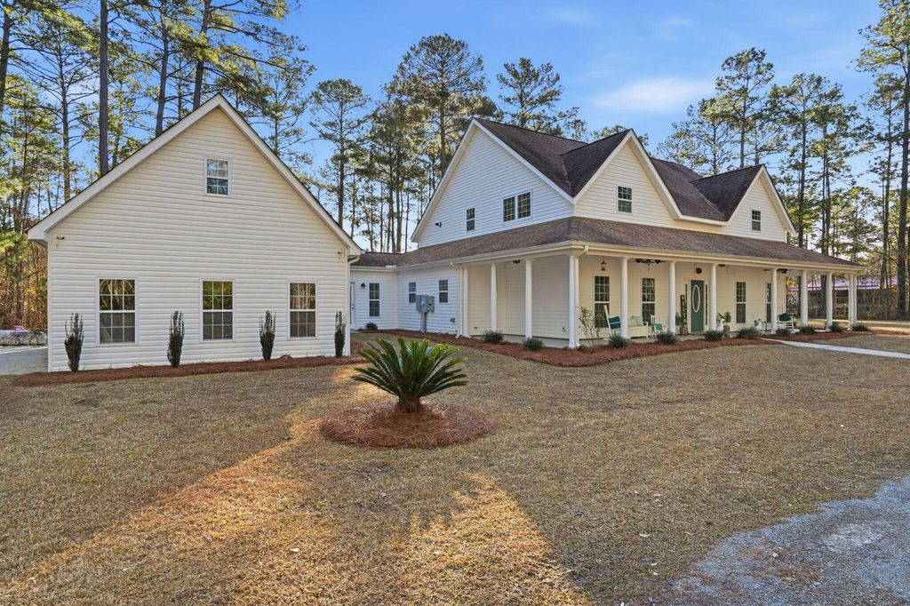 Photo of 114 Autumn Creek Trail, Summerville, SC 29486 (MLS # 26004073)