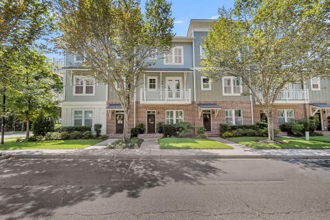 Photo of 98 Vincent Drive, Mount Pleasant, SC 29464 (MLS # 26025132)