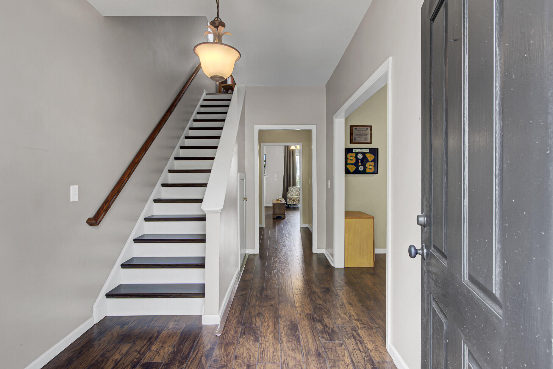 Photo 6 of 39 of 215 Pimpernel Street house