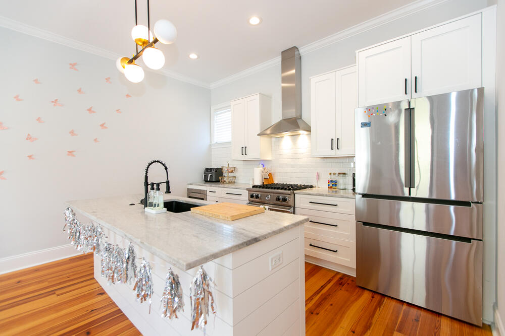 22 1/2 Mary Street A, B, C