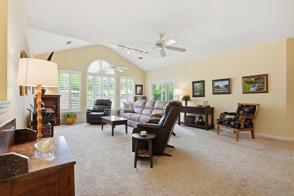 Photo of 141 Golfview Lane, Summerville, SC 29485 (MLS # 26014231)