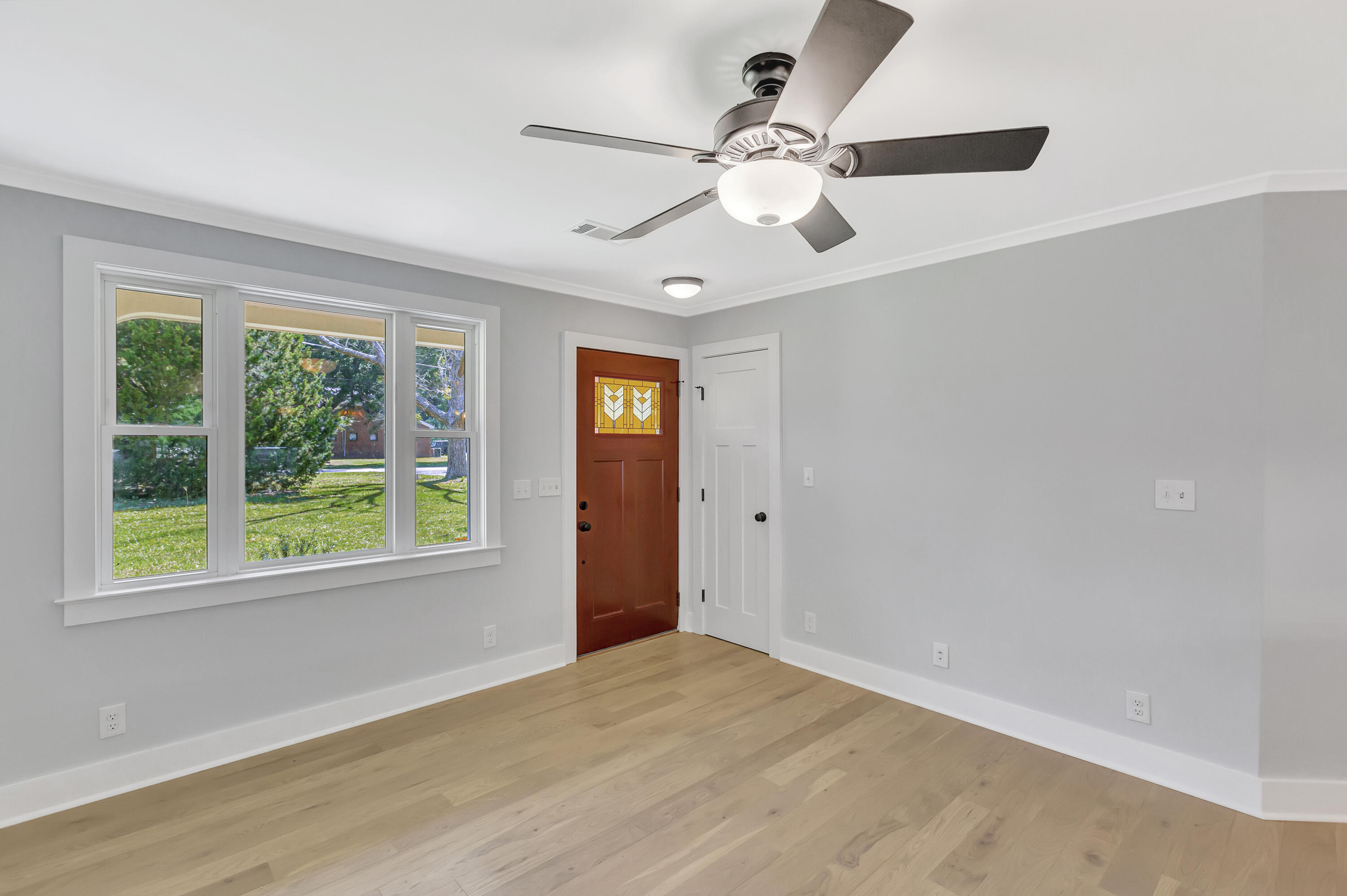 1249 Stone Post Road