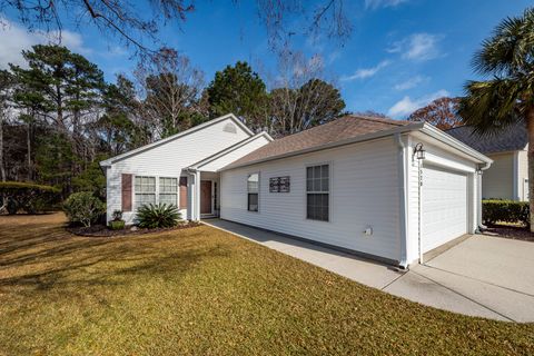 Photo of 1520 Wellesley Circle, Mount Pleasant, SC 29466 (MLS # 26000160)