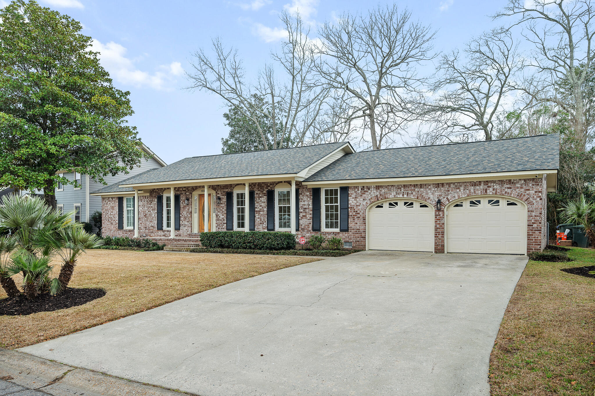 1043 Dominion Drive