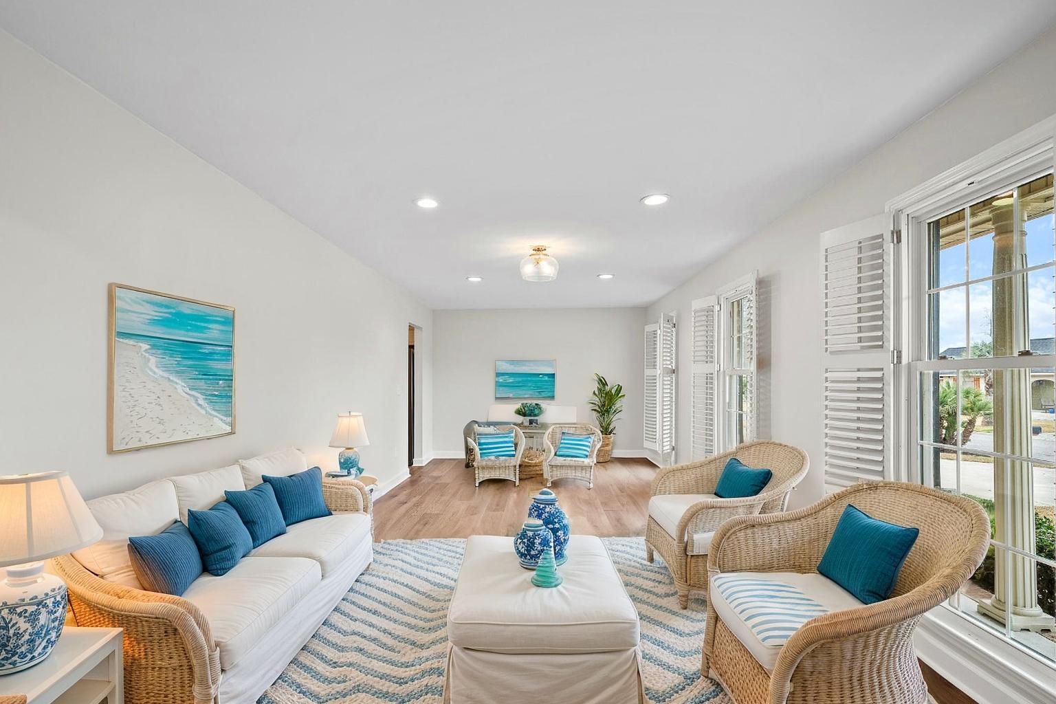 1043 Dominion Drive