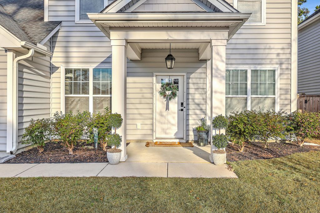 Photo of 7415 Mercedes Way, Hanahan, SC 29410 (MLS # 26001447)