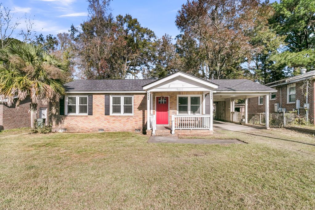 Photo of 5830 Beverly Drive, Hanahan, SC 29410 (MLS # 25032434)