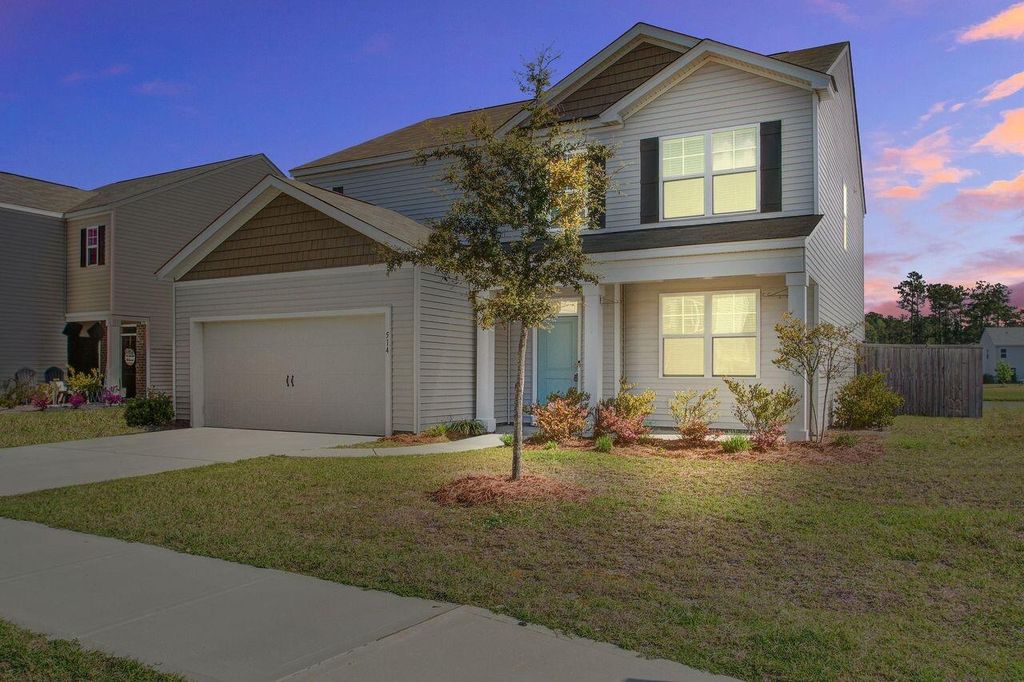 Photo of 514 Sybilwood Lane, Summerville, SC 29486 (MLS # 26009426)