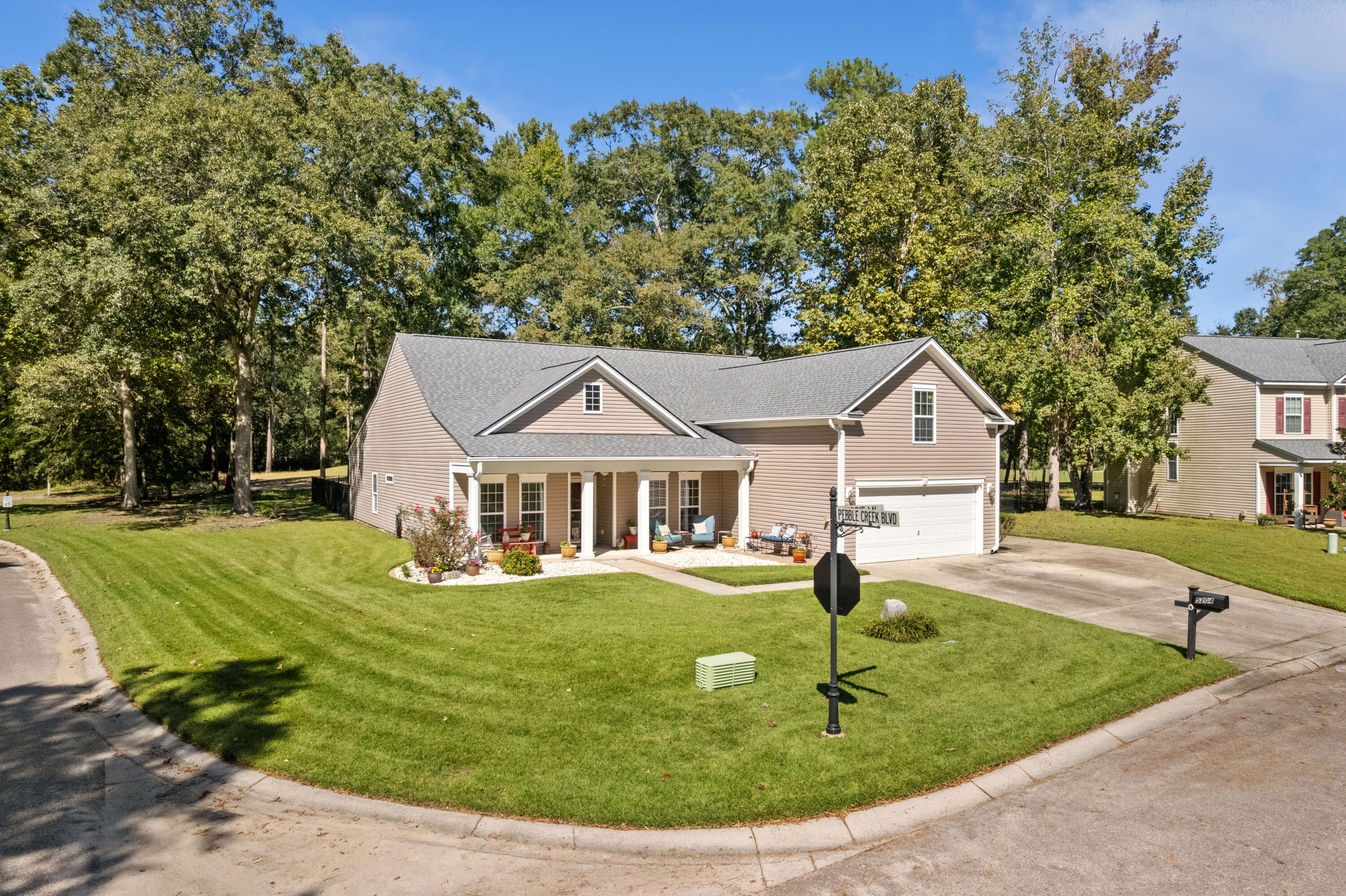 5204 Birdie Lane