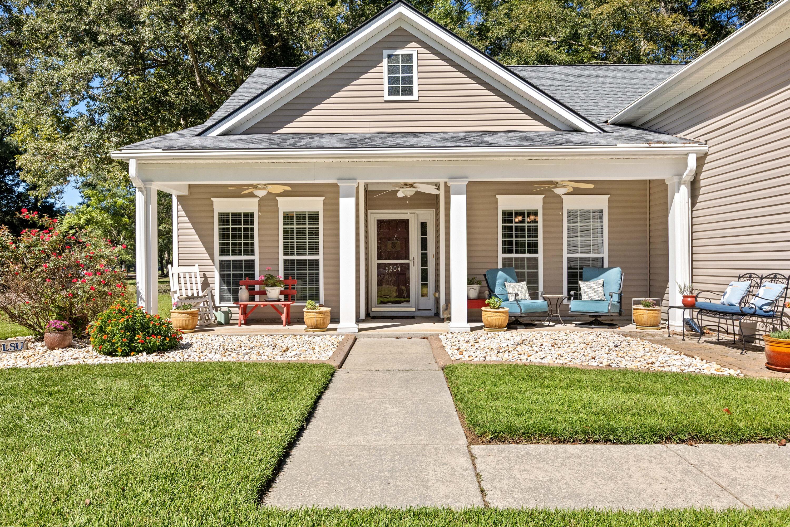 5204 Birdie Lane