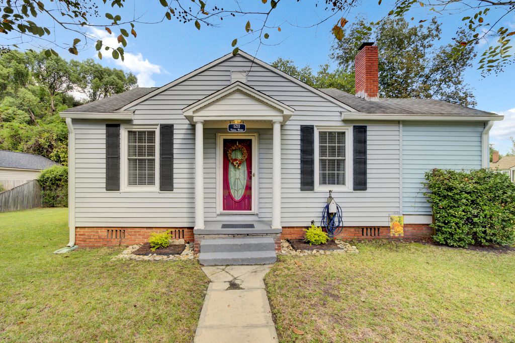 Photo of 1211 Vienna Woods Road, Hanahan, SC 29410 (MLS # 25027490)
