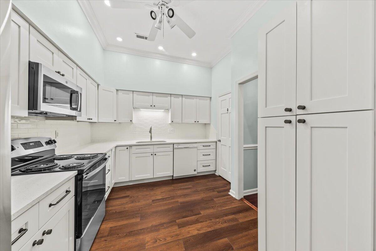 108 Woodlake Drive