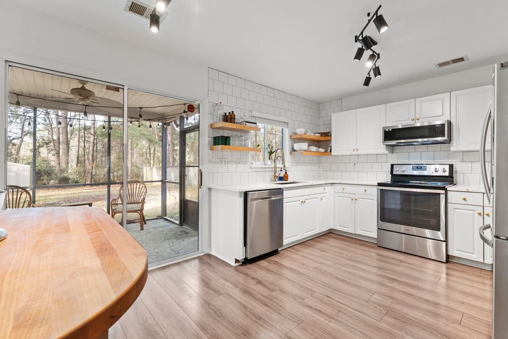 Photo of 8071 Long Shadow Lane, North Charleston, SC 29406 (MLS # 26007231)