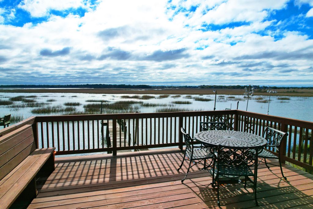 Photo of 1601 Terns Nest Road, Charleston, SC 29412 (MLS # 26004606)
