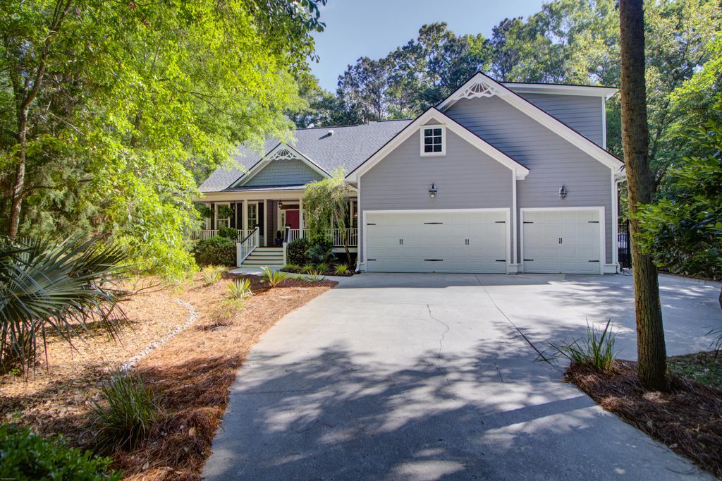 Photo of 3798 Saint Ellens Drive, Mount Pleasant, SC 29466 (MLS # 26010872)