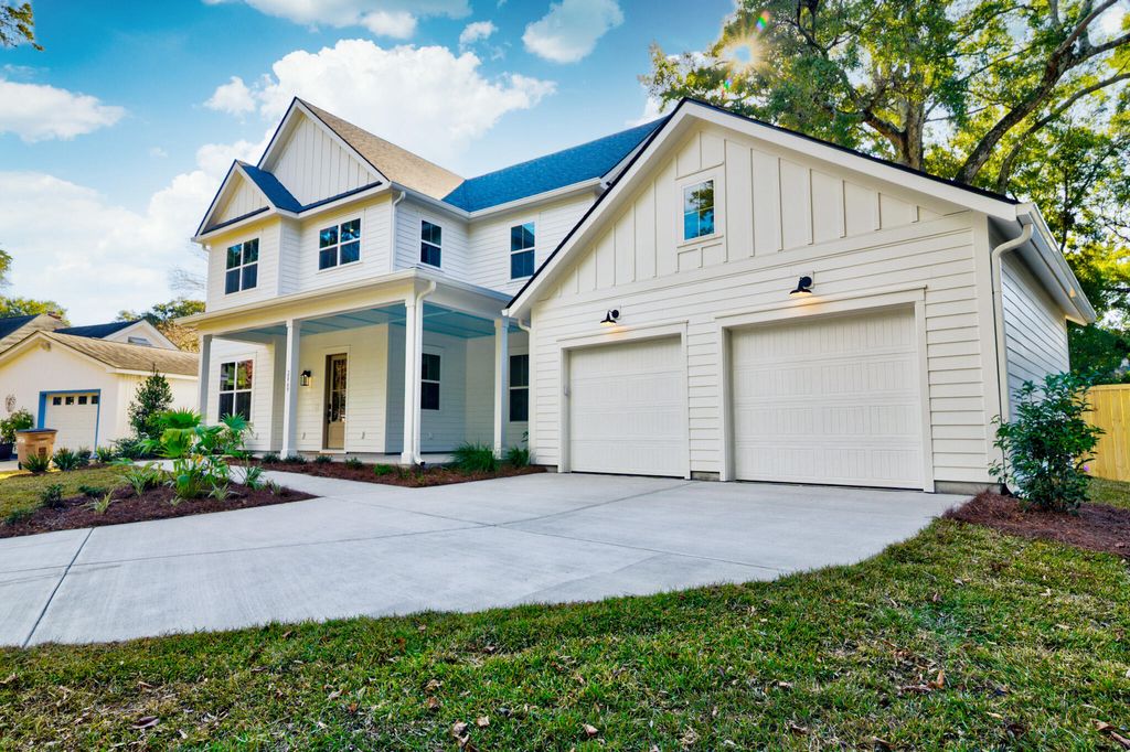 Photo of 2069 Seabrook Avenue, Charleston, SC 29412 (MLS # 25031810)