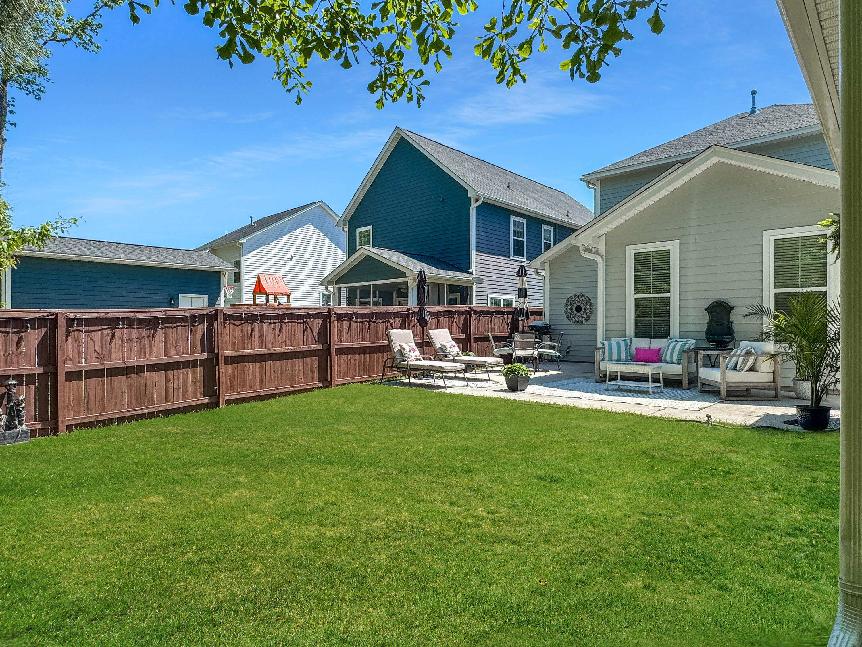 1673 Emmets Road