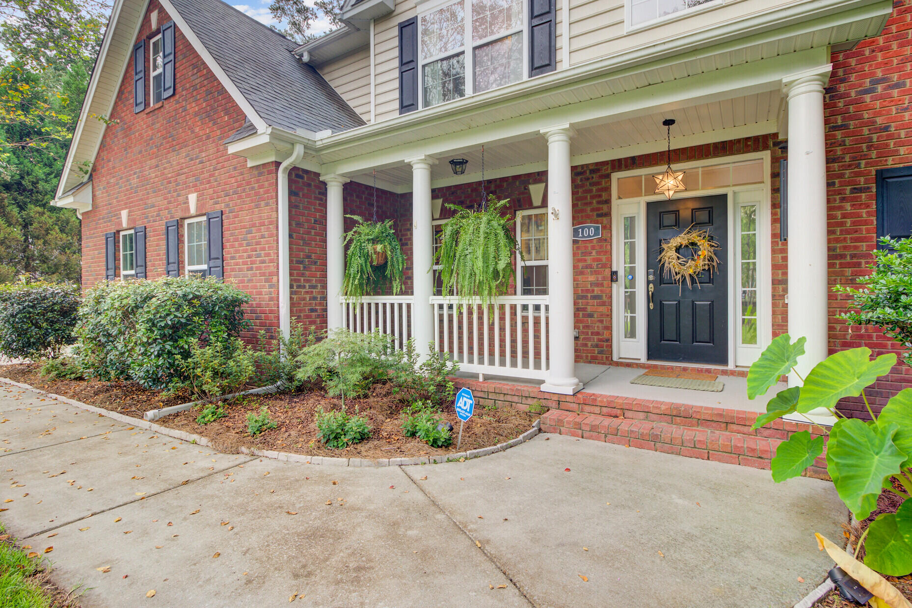 100 Duck Blind Court