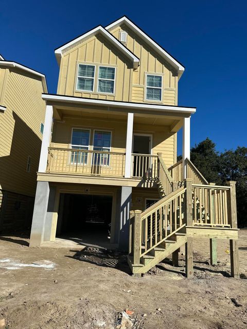 A home in North Charleston