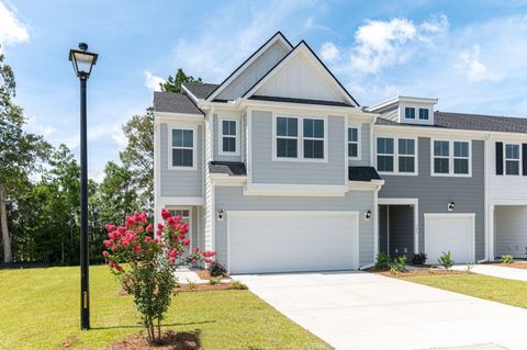 A home in Moncks Corner