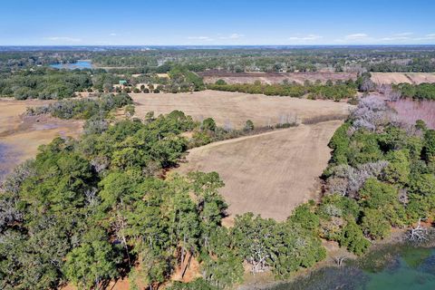 1824 Back Forty Road Wadmalaw Island SC 29487