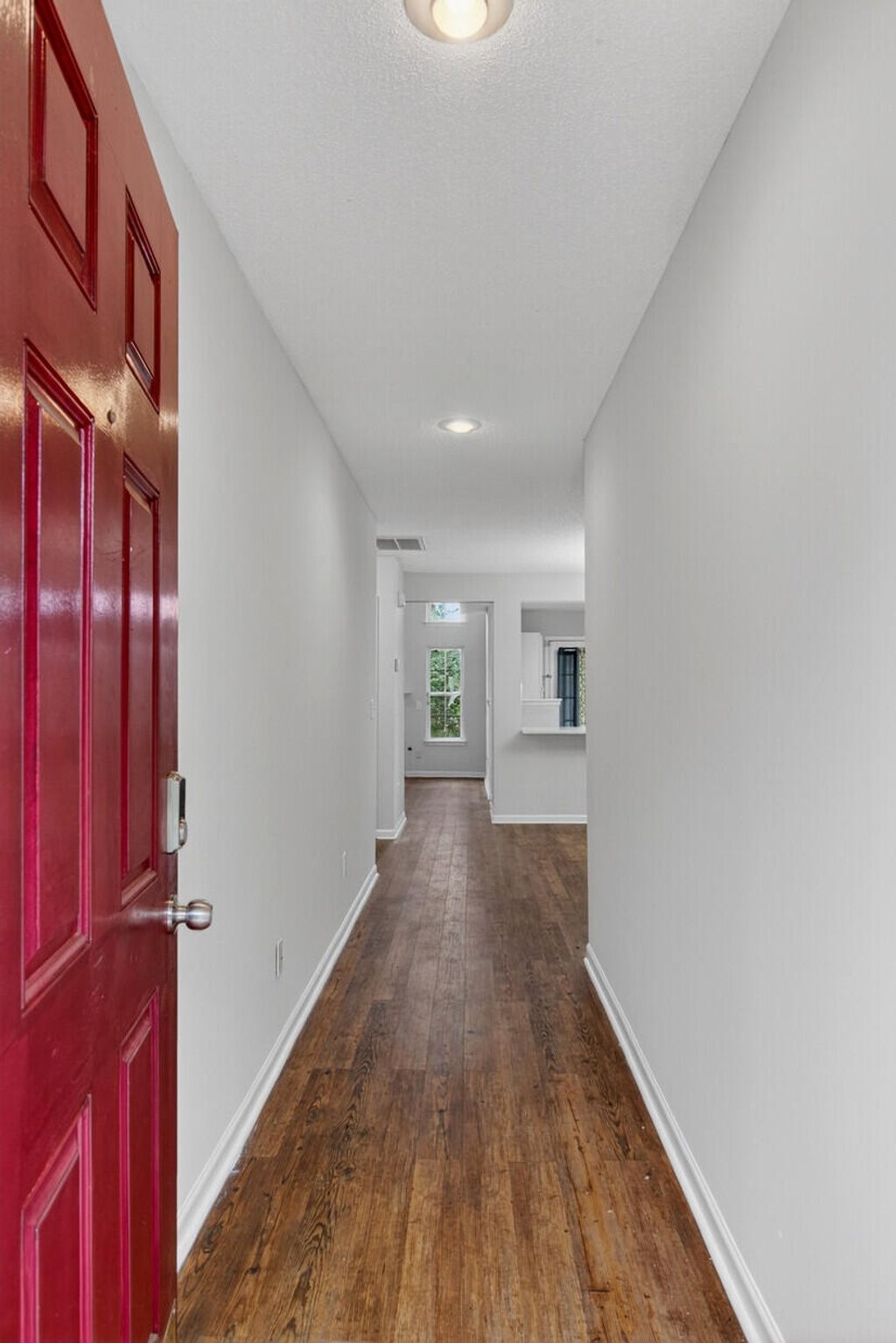 Photo of 1004 Yellow Hawthorn Cir, Summerville, SC 29483 (MLS # 26008510)