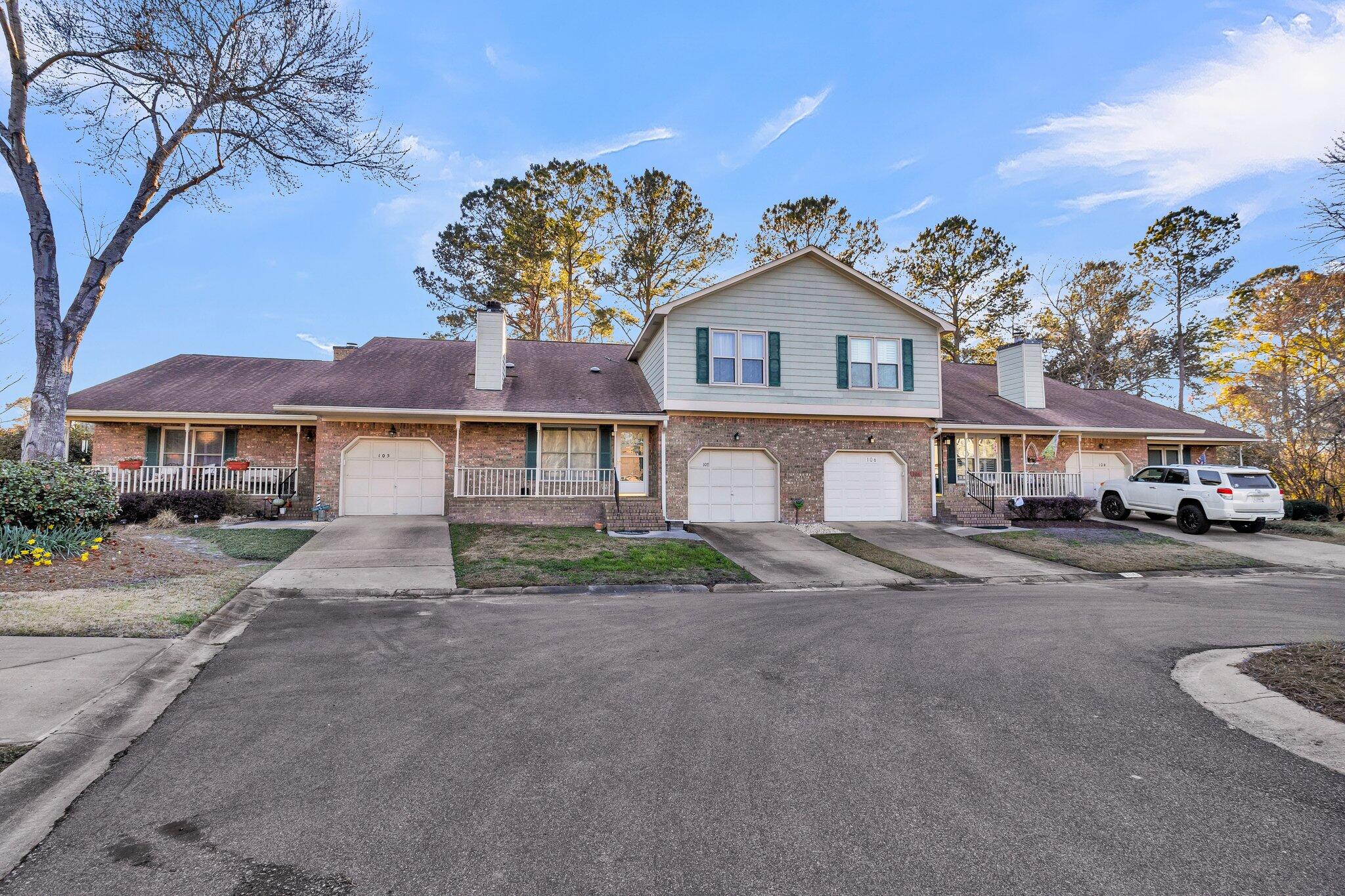 105 Shoveler Place