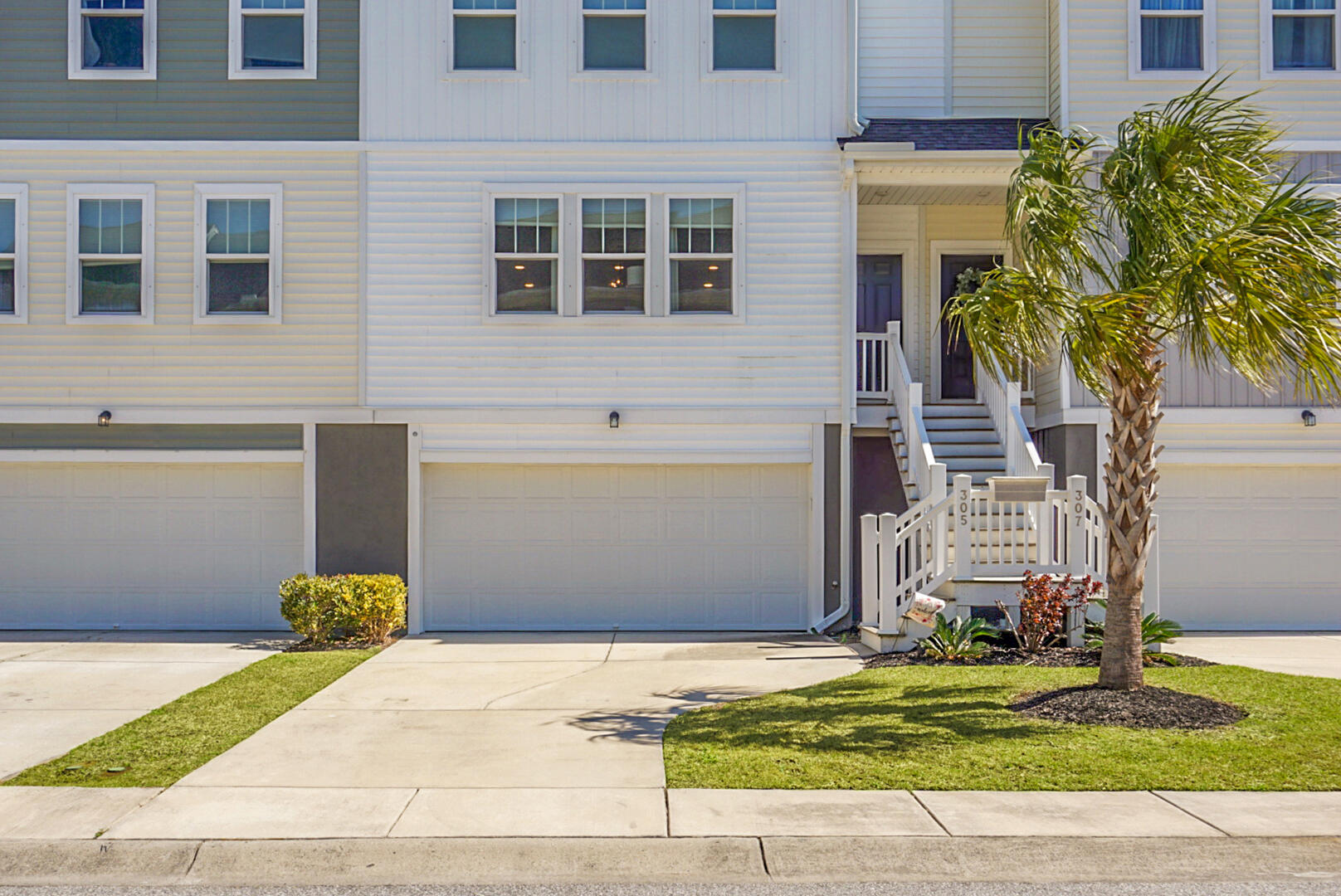 305 Lanyard Street