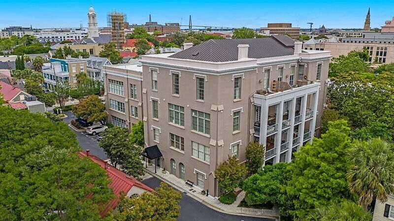 Photo of 67 Legare Street #104, Charleston, SC 29401 (MLS # 26016830)