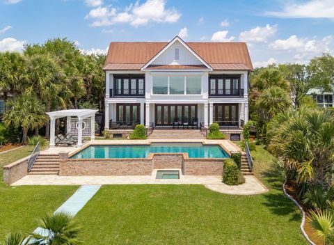 Photo of 104 Beach Street, Mount Pleasant, SC 29464 (MLS # 25014160)