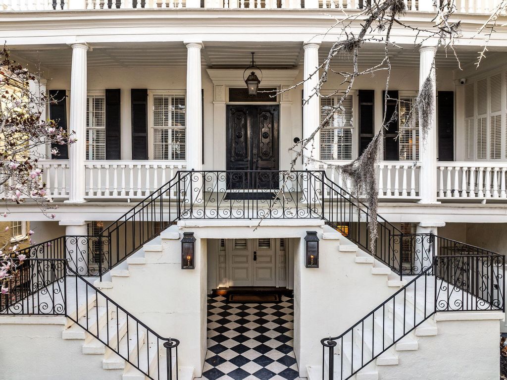 Photo of 36 Society Street, Charleston, SC 29401 (MLS # 26006605)