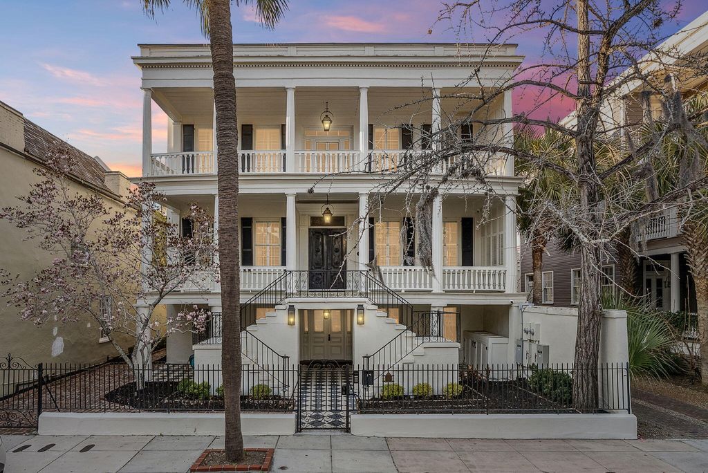 Photo of 36 Society Street, Charleston, SC 29401 (MLS # 26006605)