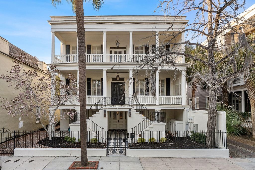 Photo of 36 Society Street, Charleston, SC 29401 (MLS # 26006605)