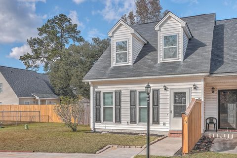 A home in Ladson