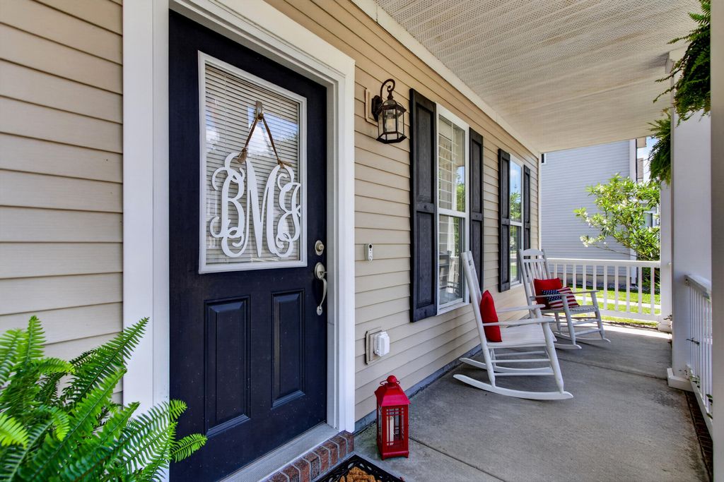 Photo of 535 Delafield Drive, Summerville, SC 29483 (MLS # 26014184)