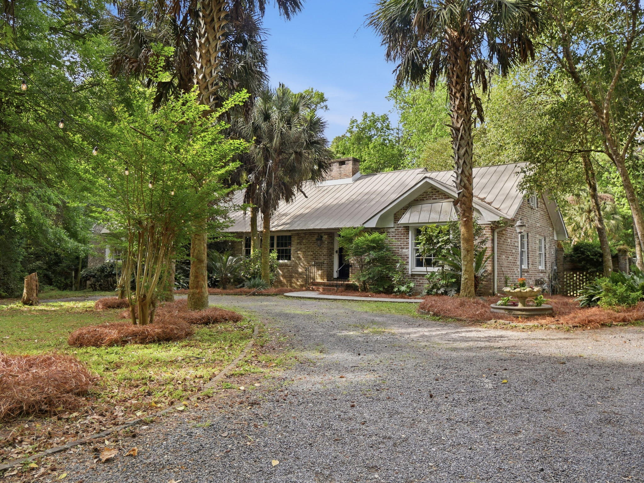 132 Tupper Lane