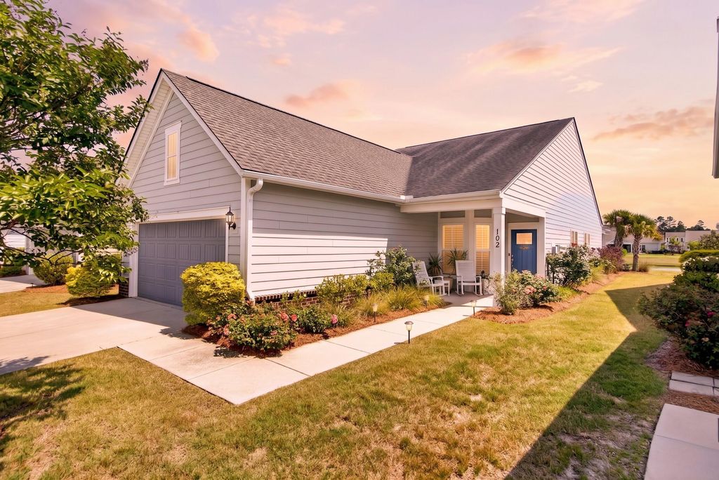 Photo of 317 Bloomington Way, Summerville, SC 29486 (MLS # 26013656)