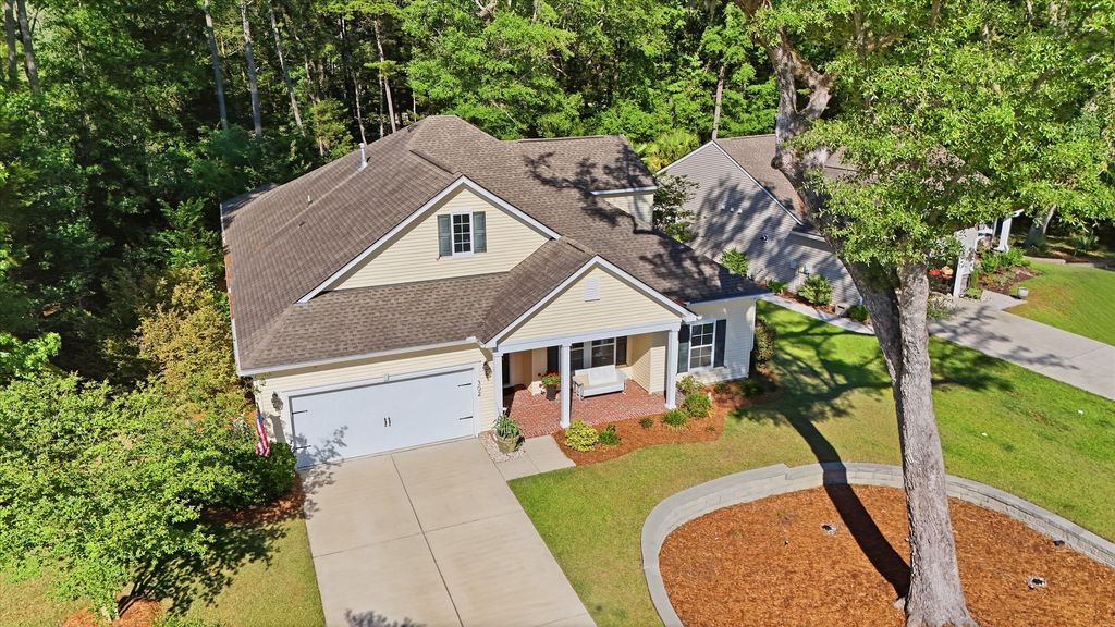 Photo of 302 Sterlington Way, Charleston, SC 29414 (MLS # 26014932)