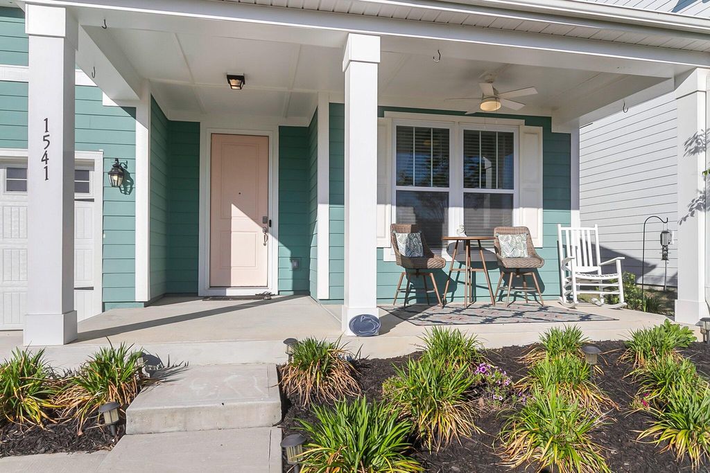 Photo of 1541 Homecoming Boulevard, Ravenel, SC 29470 (MLS # 26006162)