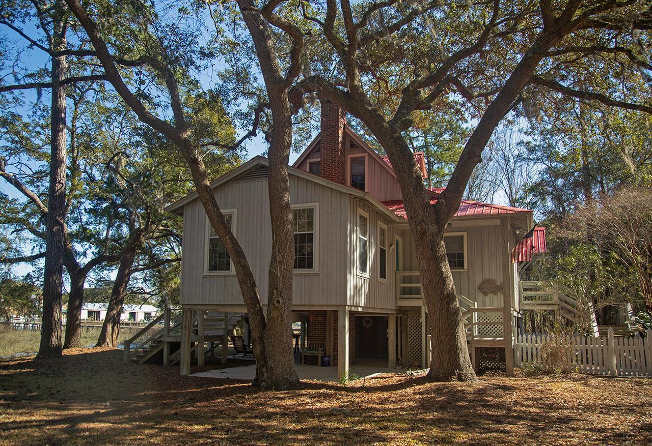 715 Ramshorn Lane