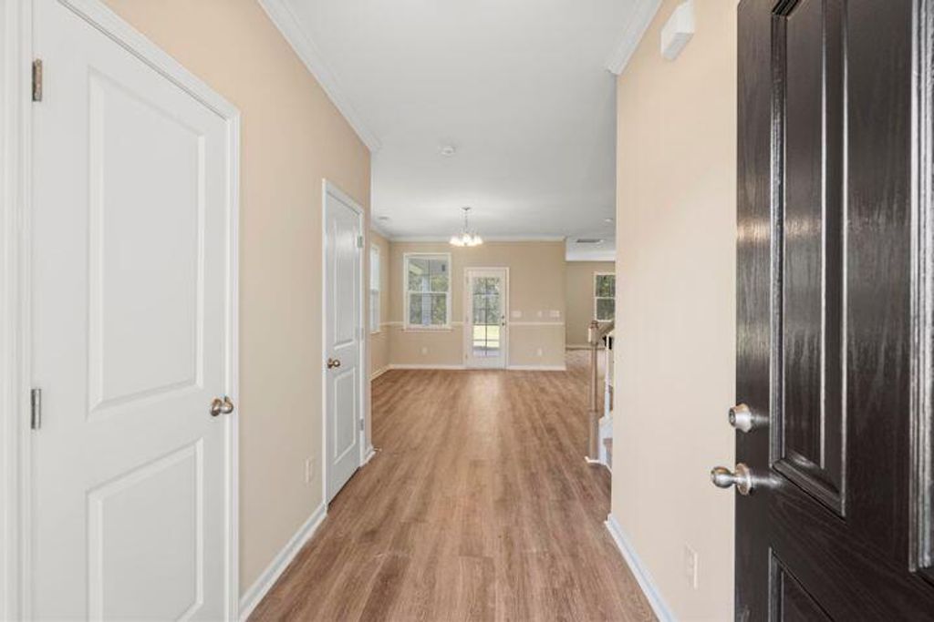 Photo of 320 Clipper Court, Summerville, SC 29486 (MLS # 25021658)
