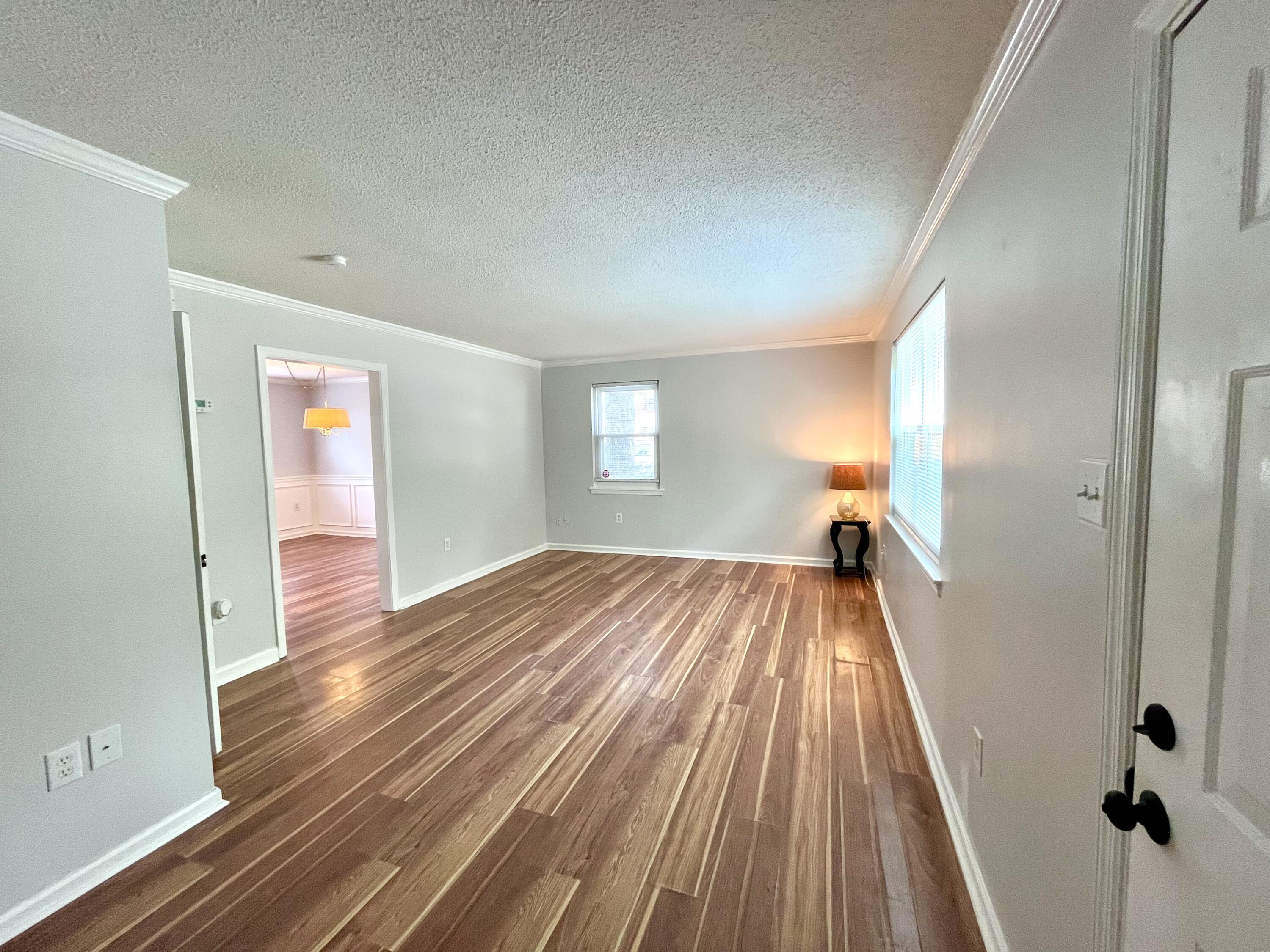 415 Parkdale Drive 8f